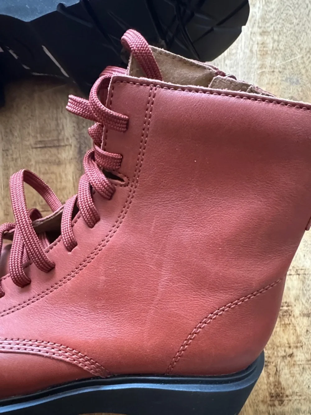 Camper classic lace